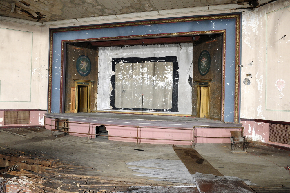 Staff photo by Joe Phelan This photo taken on Friday February 7, 2014 shows the Colonial Theater in Augusta.