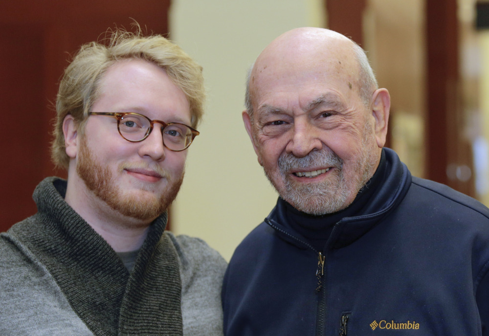 Medical student Jared Worthington poses with his “Alzheimer’s buddy,” retired physician Dan Winship, whose career included stints as medical school dean at Chicago-based Loyola University; professorships at Rush Medical College and the University of Illinois in Chicago, and as an associate dean at the University of Missouri’s medical school.