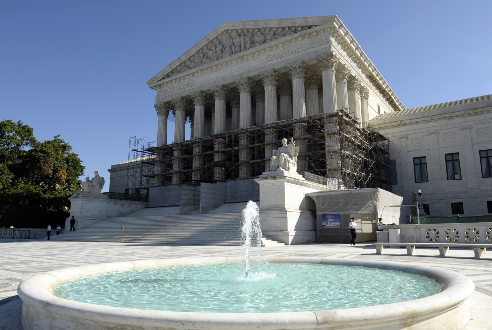 The Supreme Court on Monday rejected an appeal by a New Mexico photography studio that refused to photograph a gay couple’s commitment ceremony.