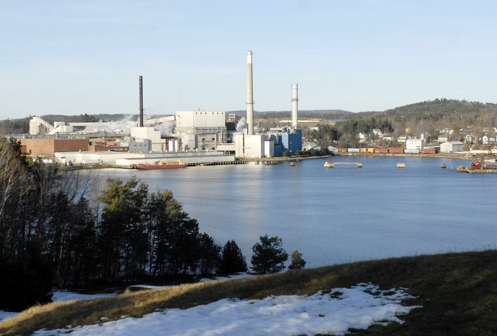 Staff Photo by Shawn Patrick Ouellette:  Verso Paper Bucksport Mill in Bucksport Thursday January 10, 2008.