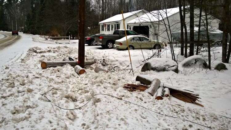 Residents on Oak Street in Oakland say they bear no animosity toward a repeat drunken driver who allegedly damaged their homes when she smashed into a utility pole on Saturday, but they do hope she gets the help she needs.