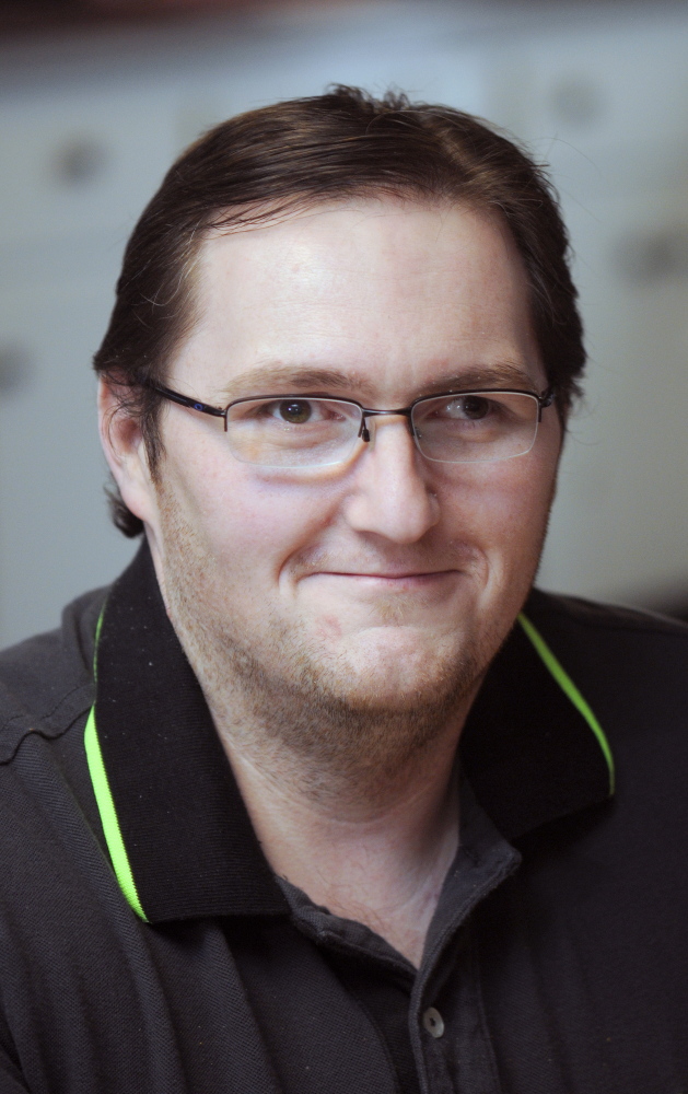 Thomas Towle, of Gardiner, lost more than 500 pounds and is now looking for a way to pay for surgery to remove excess skin.