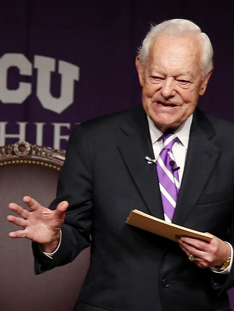 Bob Schieffer will step down as host of “Face the Nation” this summer.