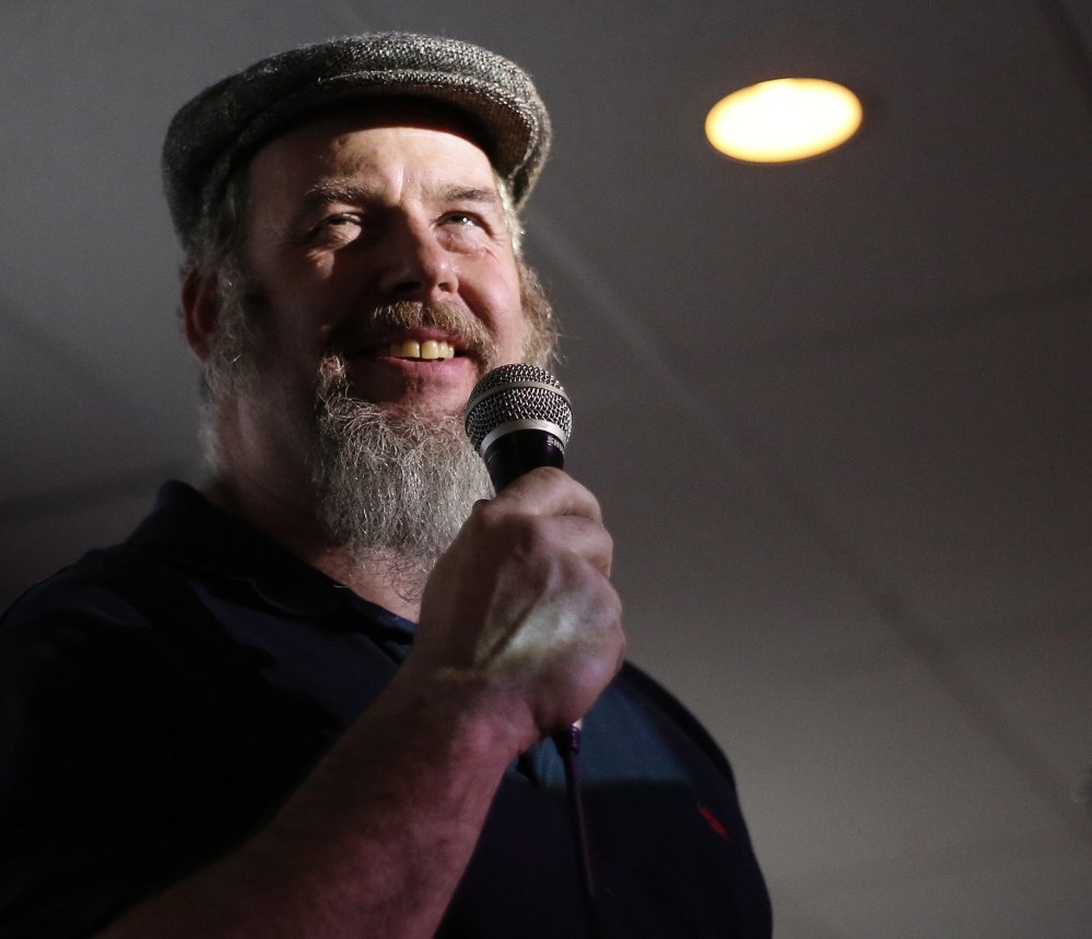 Dan Foley speaks to the crowd at Thatcher's Restaurant during a commercial break in Wednesday night's episode of "Survivor."
Derek Davis/Staff Photographer