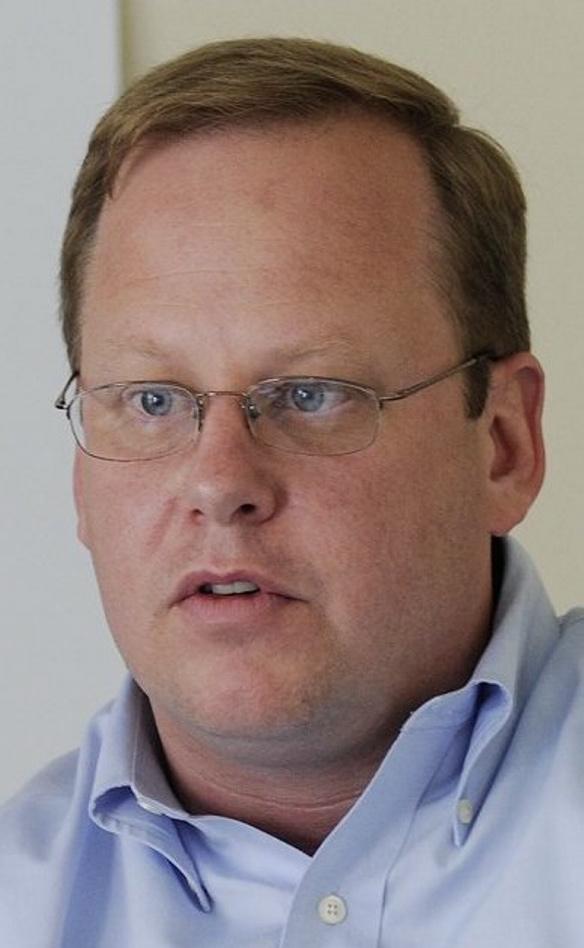Lance Dutson