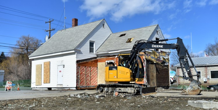 Demolition has begun on the Oakland police station. A new one will be built on the same spot.