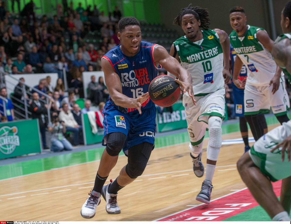 Guerschon Yabusele is an intriguing 6-7 stretch forward out of France with an imposing presence in the paint at 260 pounds.
Sipa via AP Images