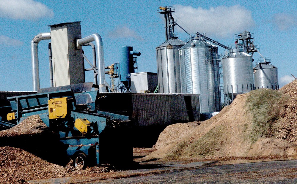 Fire damaged a section of the Maine Wood Pellet Co. mill in Athens early Monday. The mill was closed for the day, but damage was minimal and no one was injured, mill and fire officials said Monday.