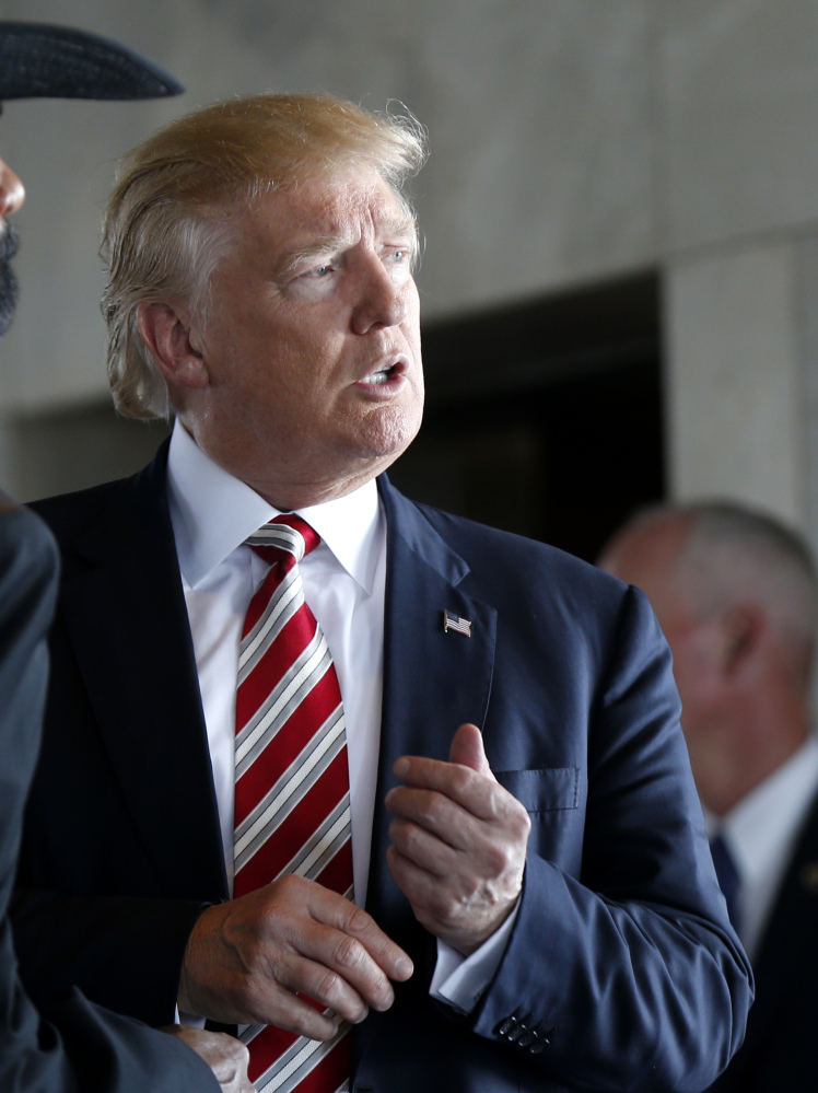 Republican presidential nominee Donald Trump's golf club in Florida is being sued by members who say they were ripped off when rules were changed.