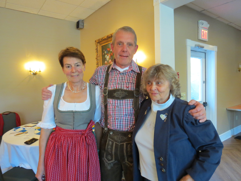 Gerlinde Stetz, Hans Stetz and Klara Haines.