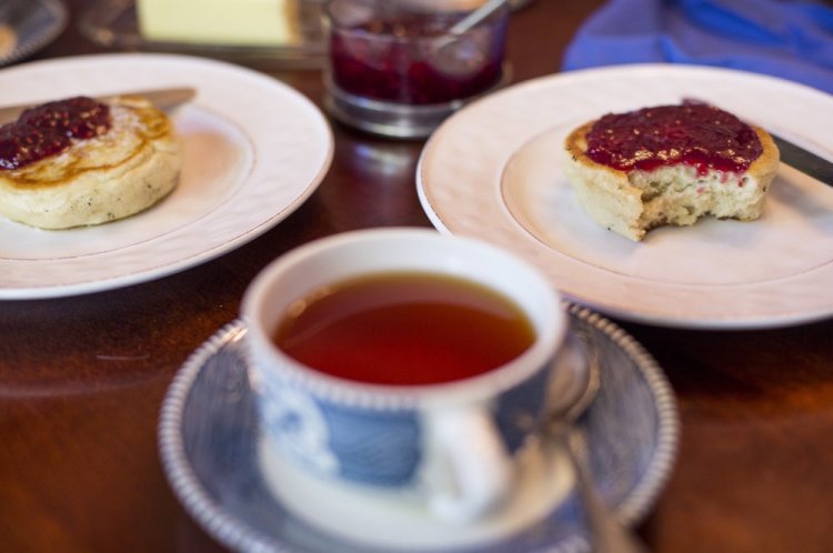 Toastable crumpets with tea and jam.