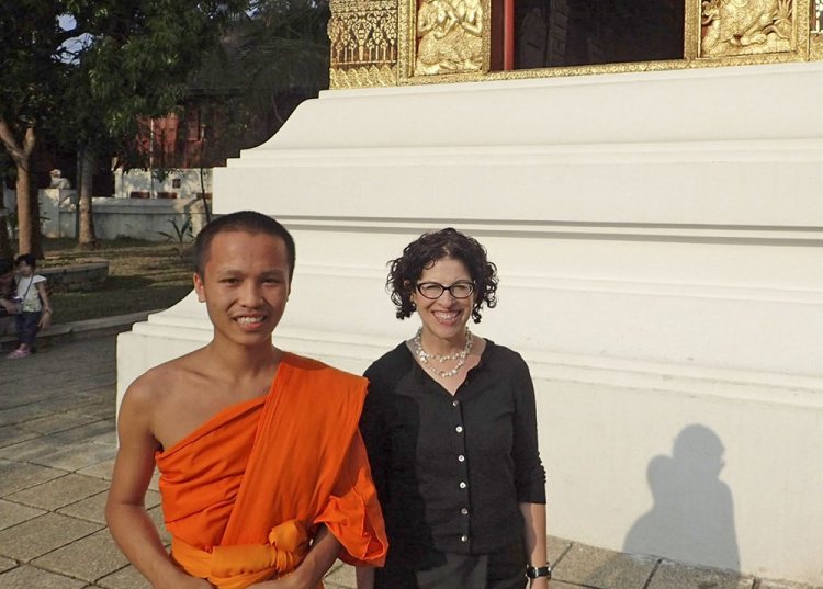 U.S. Ambassador Rena Bitter hand-delivered President Barack Obama's letter to Sengdao at his temple in Luang Prabang last Friday. 