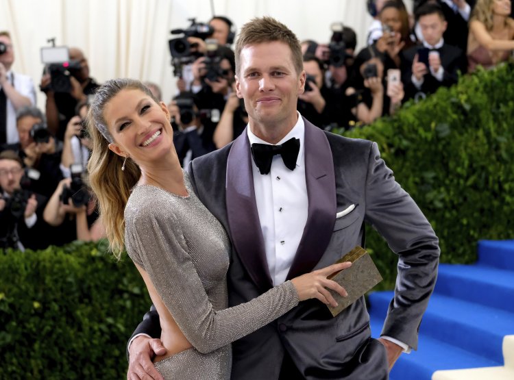 Gisele Bundchen and Tom Brady attend the Metropolitan Museum of Art's Costume Institute benefit gala on May 1. 