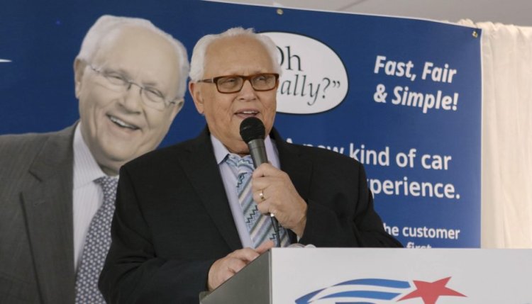 Ira Rosenberg, Prime Motor Group owner, speaks at his retirement party in Saco on Oct. 27, after nearly 60 years in the business.