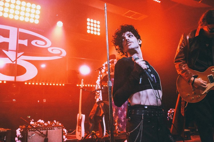 Photo by Mia DeGiovanni 
 Dean Ford & The Beautiful Ones