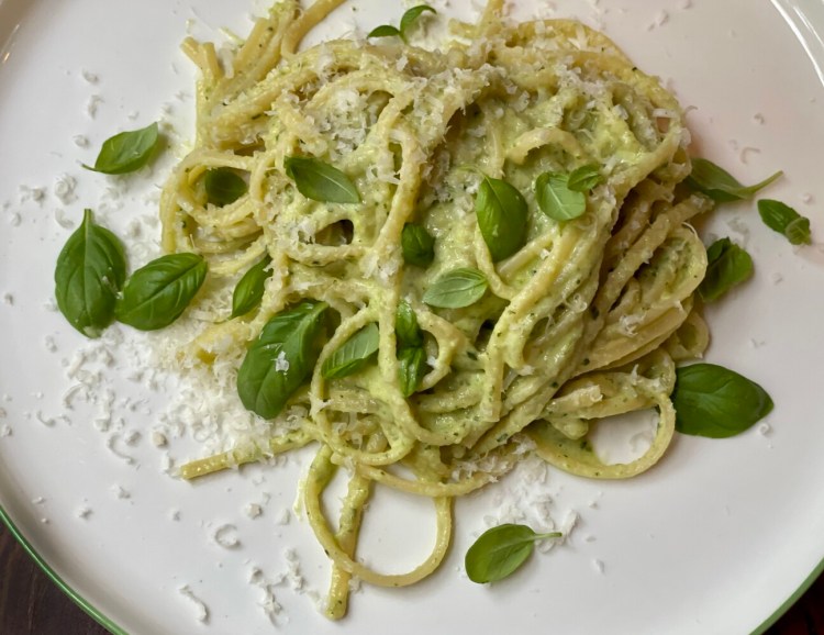 Creamy Hidden Zucchini Pasta 