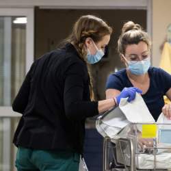 Opioids Treating Newborns